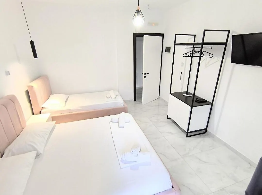 Sunset Hotel 사밀 알바니아